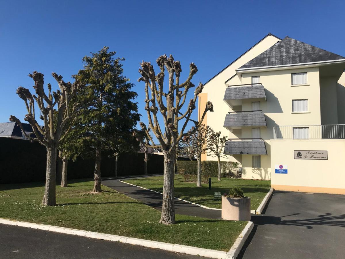 Cabourg - Bel Appartement Lumineux Avec Balcon Dans Residence Privee Экстерьер фото